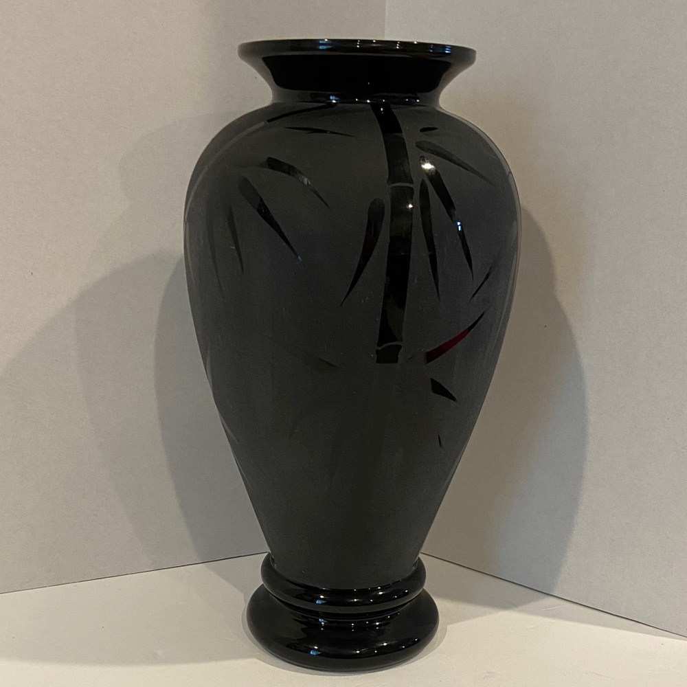 Vintage 1988 Wylie Ponder Black Handblown Etched Glass Bamboo Motif Vase